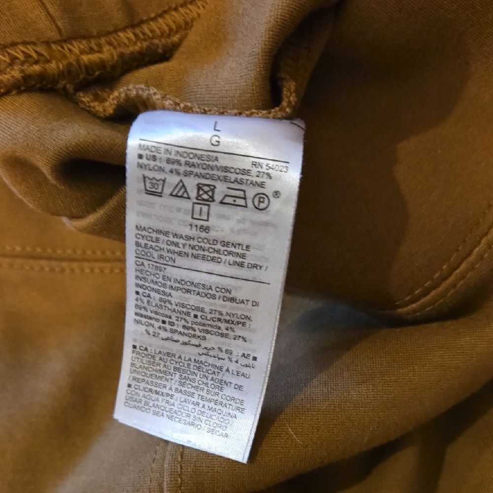 Old Navy Tan High Rise Pants - Picture 3 of 4